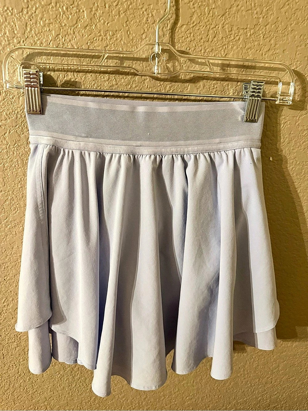 Lululemon Court Rival High-Rise Skirt light blue Skirt size 2